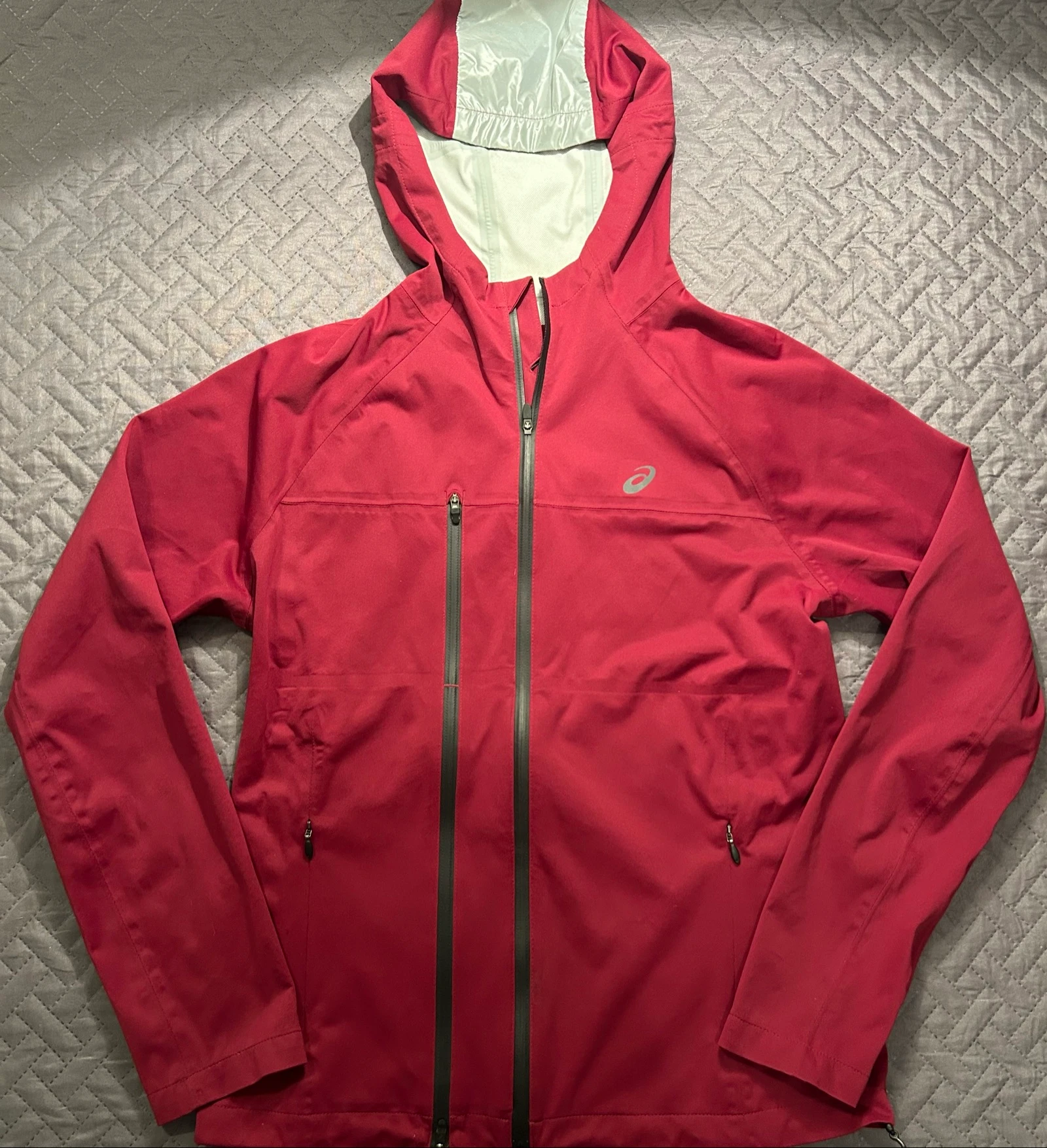 red Asics waterproof jacket size M – photo 2